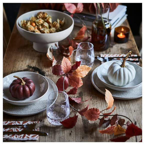 IKEA HÖSTAGILLE Artificial Garland, Outdoor Mixed, 4¼ Yard (306.003.45) NEW - Picture 2 of 3